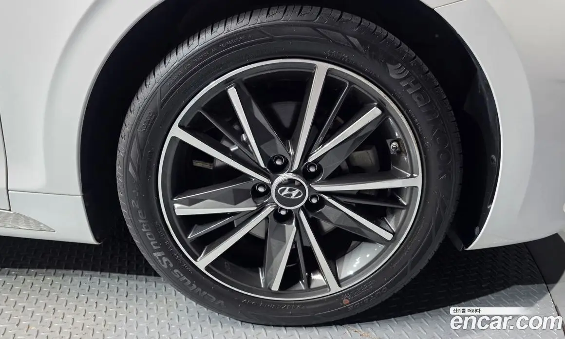 Hyundai Grandeur 2022 2.5 автомат (гидро), фото 5