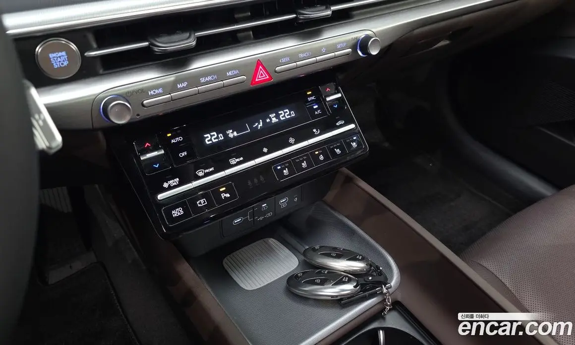 Hyundai Grandeur 2023 1.6 автомат (гидро), фото 17