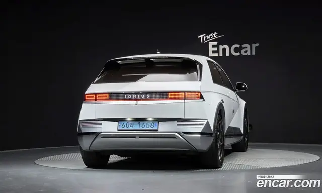 Hyundai Ioniq 5 2024 0.1 автомат (гидро), миниатюра 4