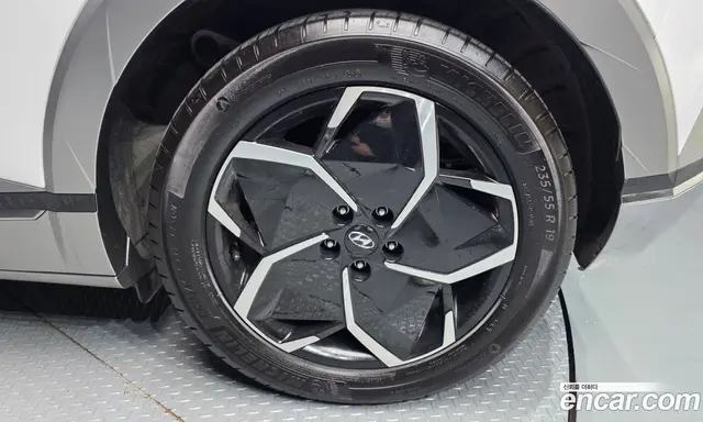 Hyundai Ioniq 5 2024 0.1 автомат (гидро), миниатюра 7