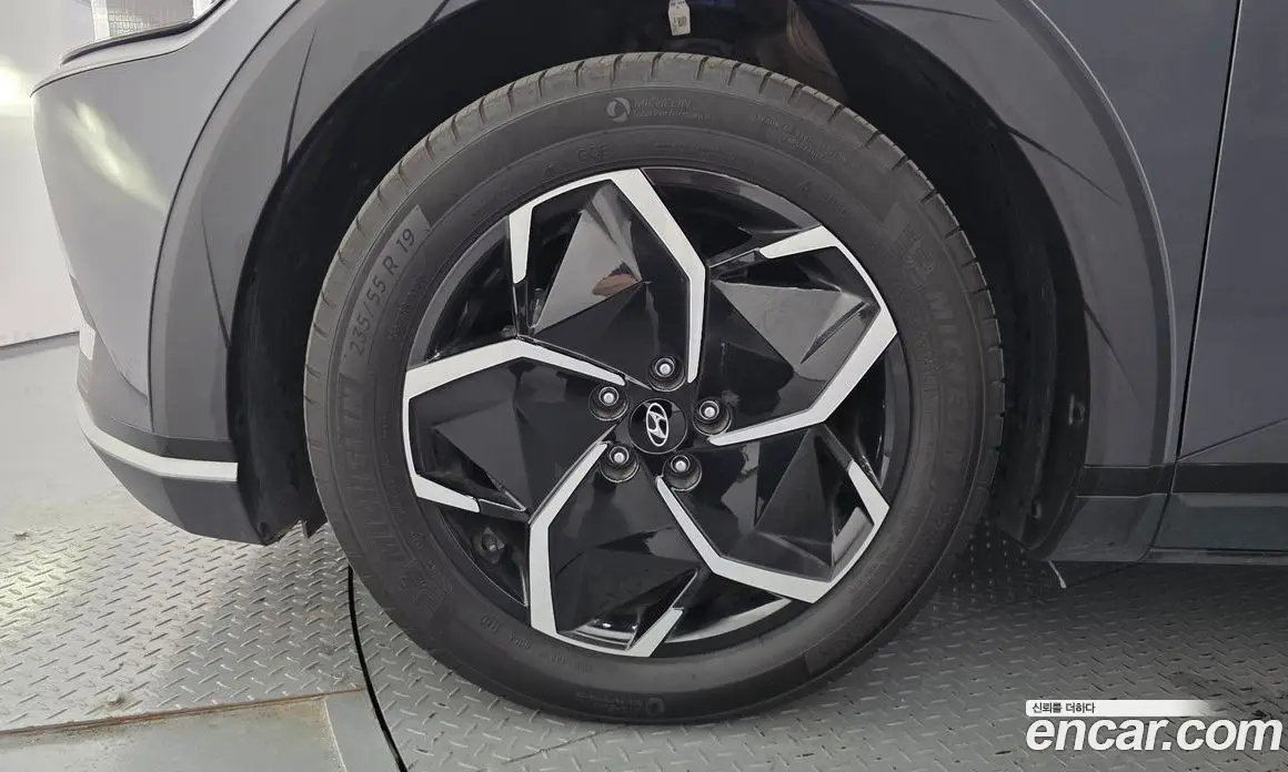 Hyundai Ioniq 5 2024 0.1 автомат (гидро), фото 5