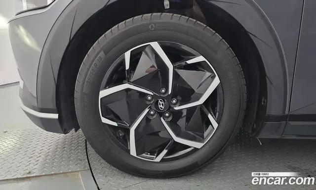Hyundai Ioniq 5 2024 0.1 автомат (гидро), миниатюра 5