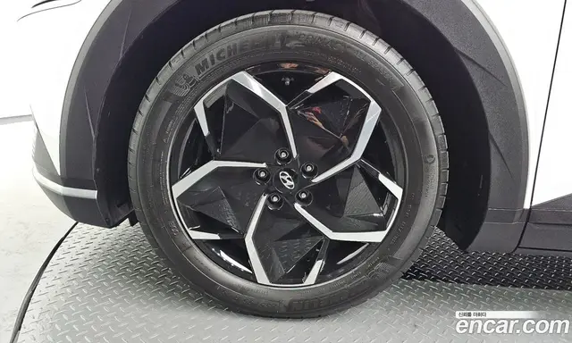 Hyundai Ioniq 5 2024 0.1 автомат (гидро), миниатюра 5