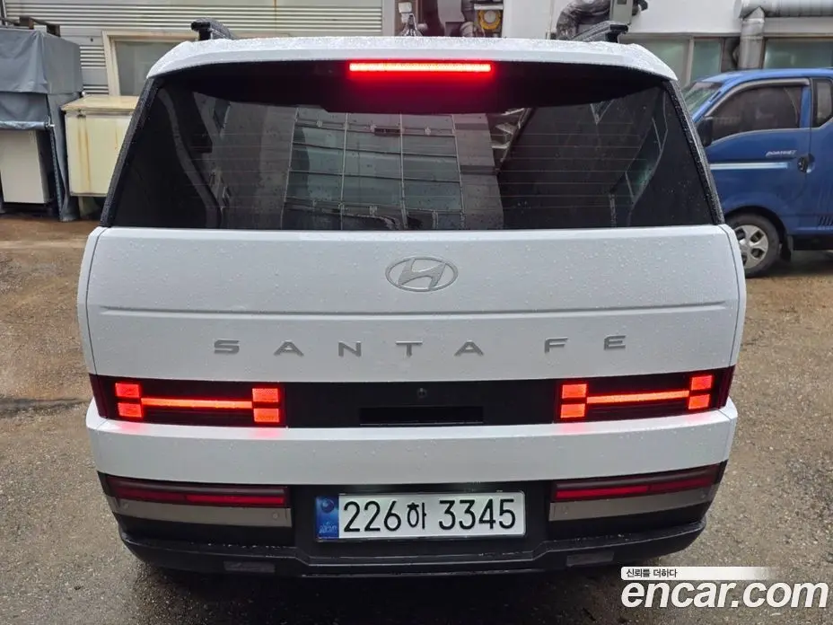 Hyundai Santa Fe 2025 1.6 автомат (гидро), фото 4