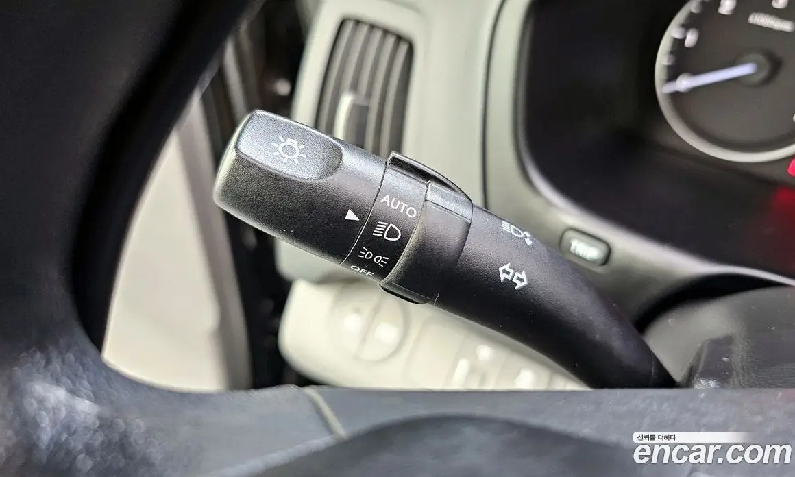 Hyundai Starex 2016 2.5 автомат (гидро), фото 18 Hyundai Starex 2016 2.5 автомат (гидро), фото 18