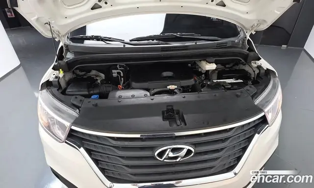 Hyundai Starex 2019 2.5 автомат (гидро), миниатюра 6 Hyundai Starex 2019 2.5 автомат (гидро), миниатюра 6