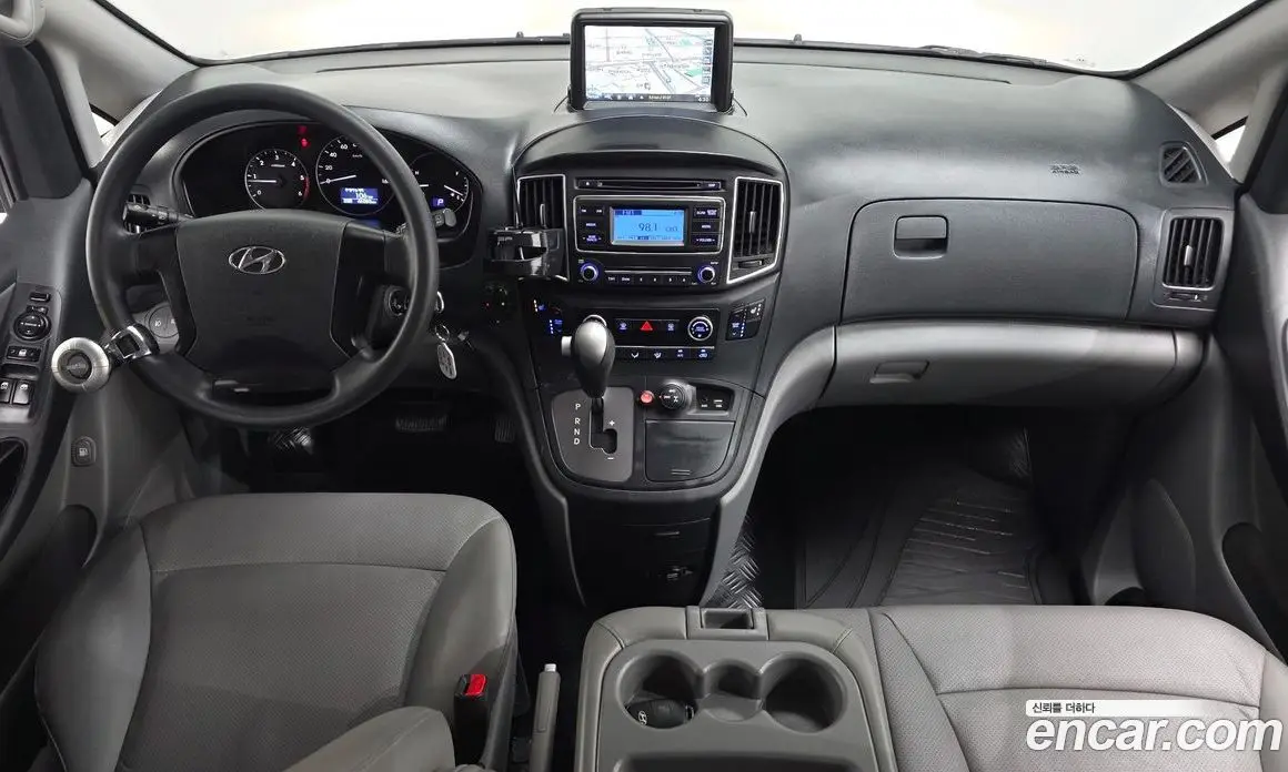 Hyundai Starex 2019 2.5 автомат (гидро), фото 7 Hyundai Starex 2019 2.5 автомат (гидро), фото 7