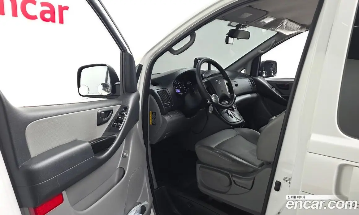 Hyundai Starex 2019 2.5 автомат (гидро), фото 10 Hyundai Starex 2019 2.5 автомат (гидро), фото 10