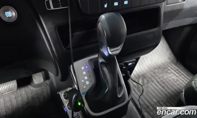 Hyundai Staria 2022 2.2 автомат (гидро), миниатюра 12