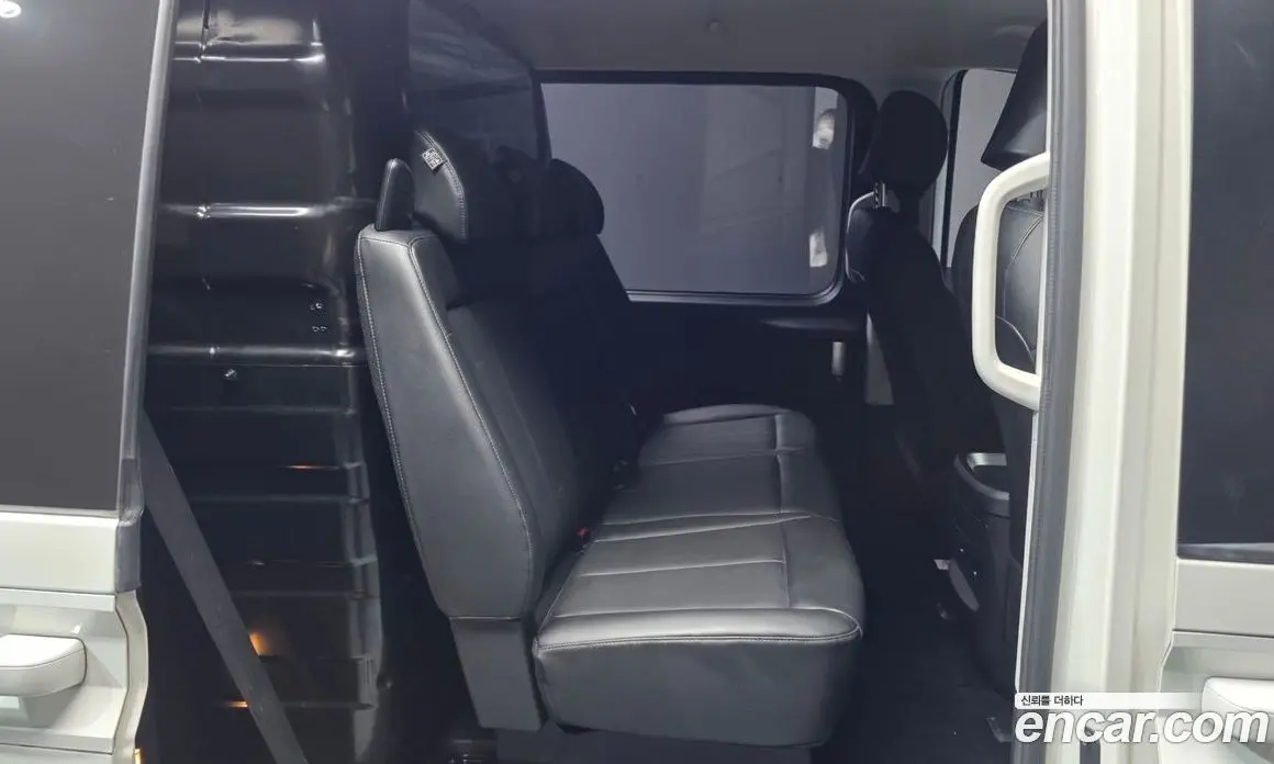 Hyundai Staria 2022 2.2 автомат (гидро), фото 18
