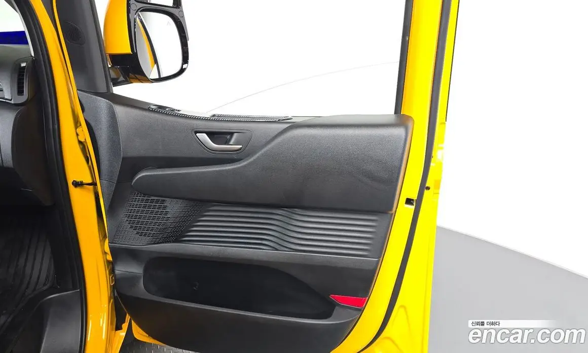 Hyundai Staria 2025 3.5 автомат (гидро), фото 14