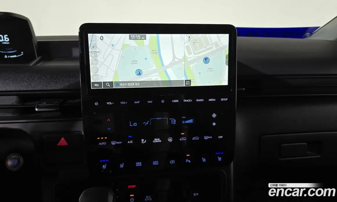 Hyundai Staria 2025 3.5 автомат (гидро), фото 18