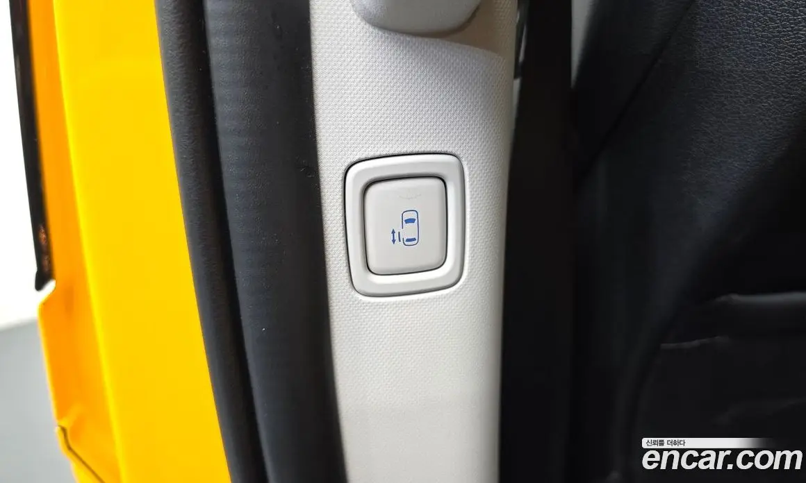 Hyundai Staria 2025 3.5 автомат (гидро), фото 23