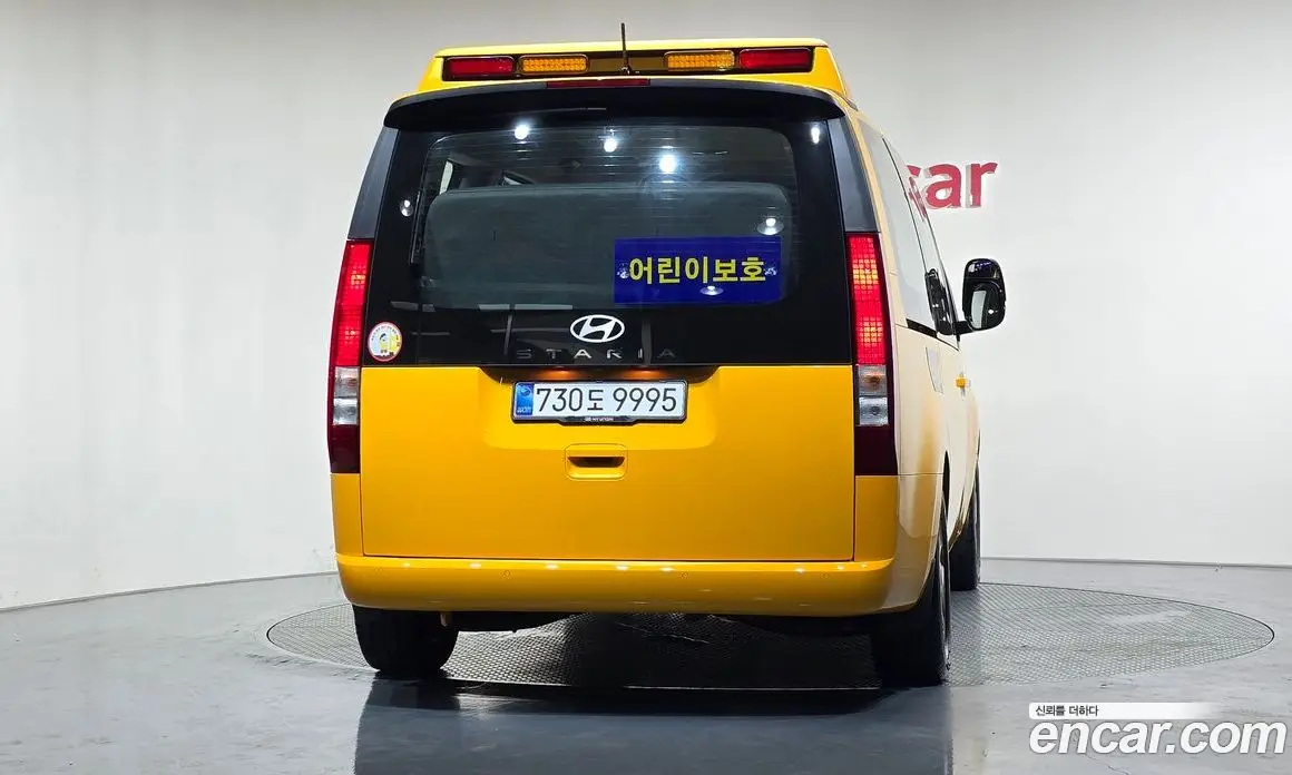Hyundai Staria 2025 3.5 автомат (гидро), фото 4