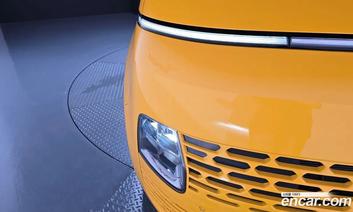 Hyundai Staria 2025 3.5 автомат (гидро), фото 8