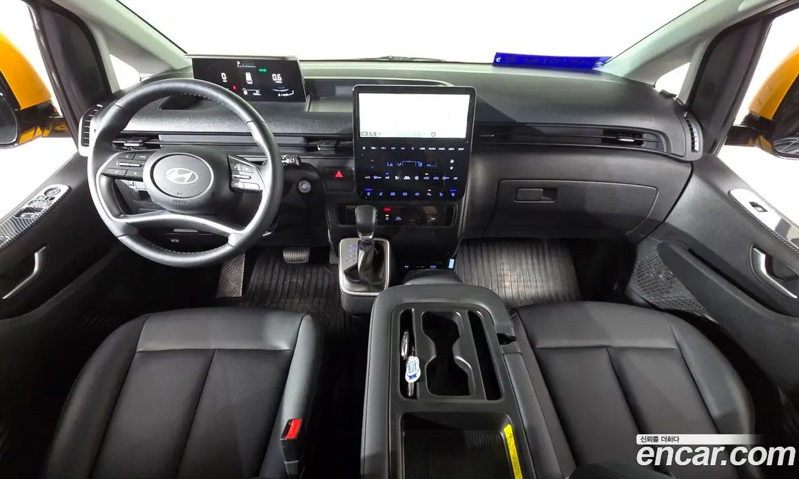 Hyundai Staria 2025 3.5 автомат (гидро), фото 10