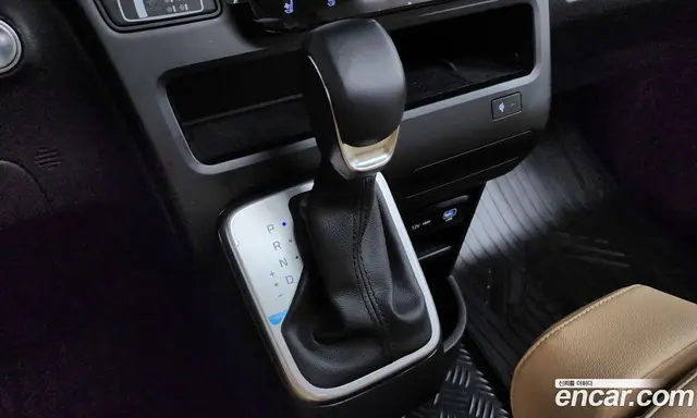 Hyundai Staria 2025 1.6 автомат (гидро), миниатюра 12