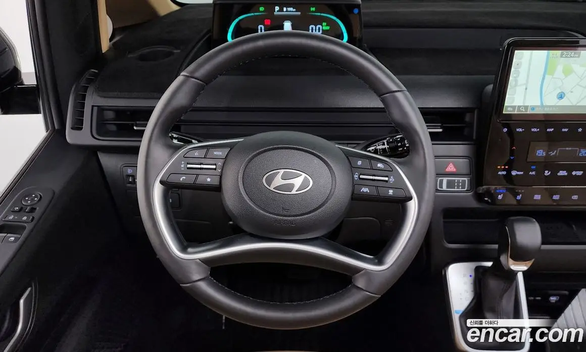 Hyundai Staria 2025 1.6 автомат (гидро), фото 19