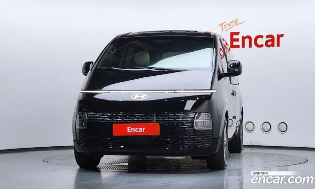 Hyundai Staria 2025 1.6 автомат (гидро), миниатюра 3
