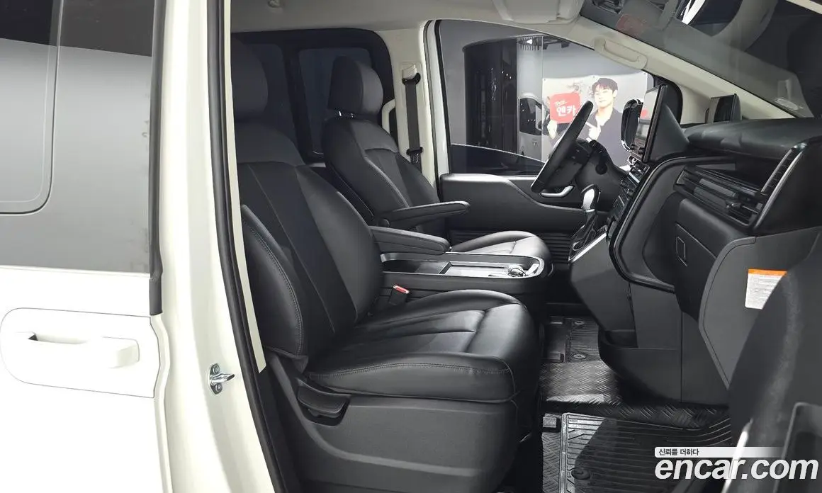 Hyundai Staria 2026 1.6 автомат (гидро), фото 16