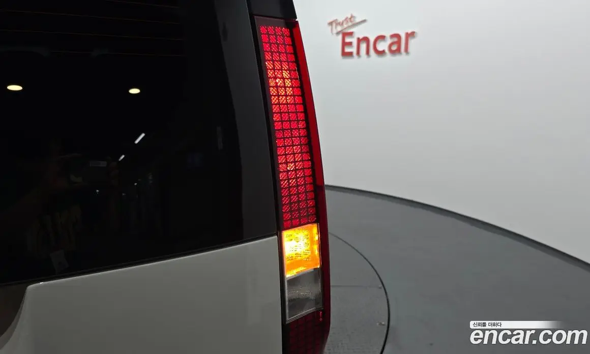 Hyundai Staria 2026 1.6 автомат (гидро), фото 8