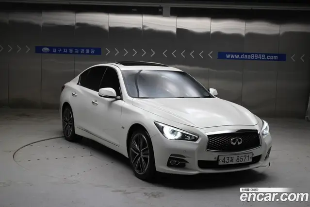 Infiniti Q50 2015 2.1 автомат (гидро), миниатюра 3