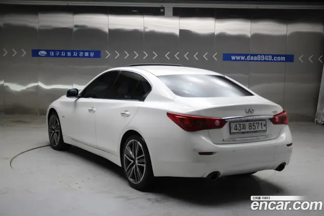 Infiniti Q50 2015 2.1 автомат (гидро), миниатюра 4