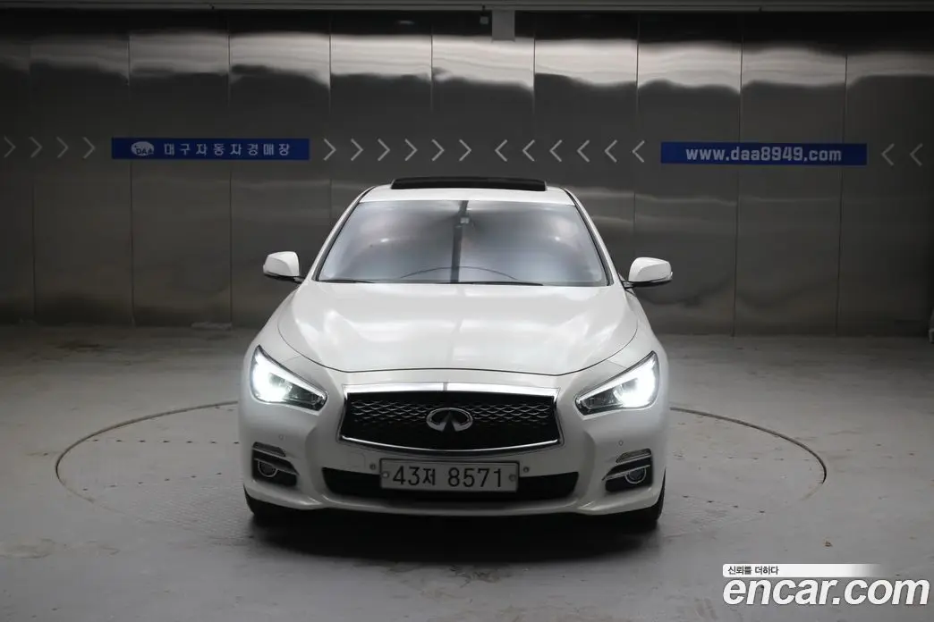 Infiniti Q50 2015 2.1 автомат (гидро), фото 5