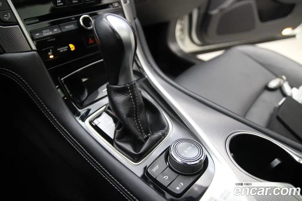 Infiniti Q50 2015 2.1 автомат (гидро), фото 9