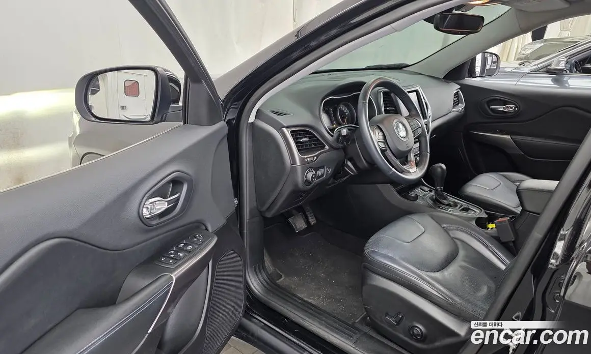 Jeep Cherokee 2019 2.4 автомат (гидро), фото 13