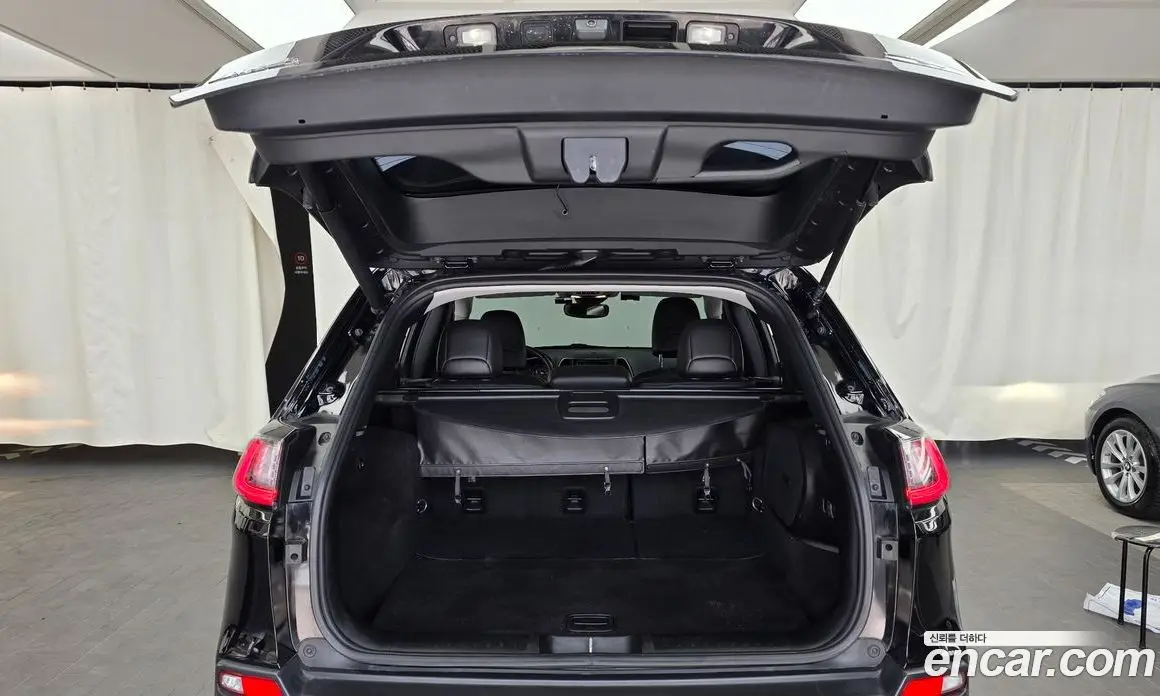 Jeep Cherokee 2019 2.4 автомат (гидро), фото 26