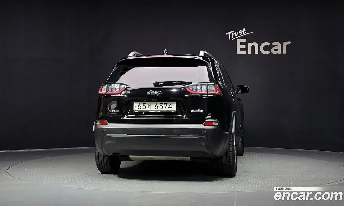 Jeep Cherokee 2019 2.4 автомат (гидро), фото 4
