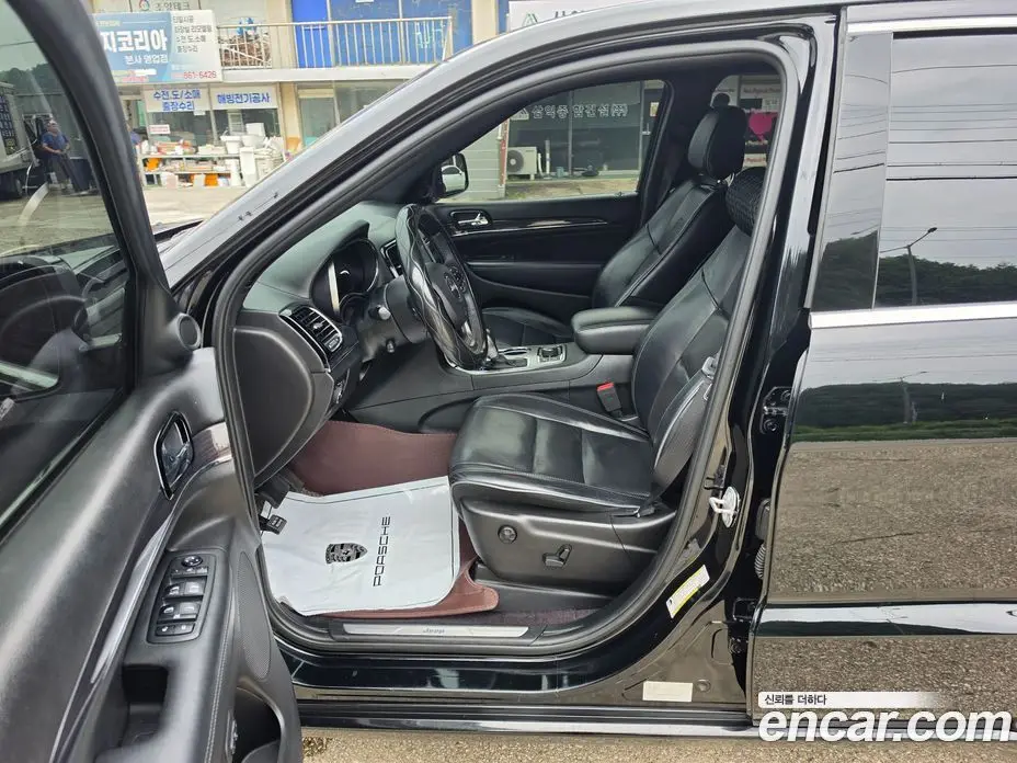 Jeep Cherokee 2019 3.6 автомат (гидро), фото 13