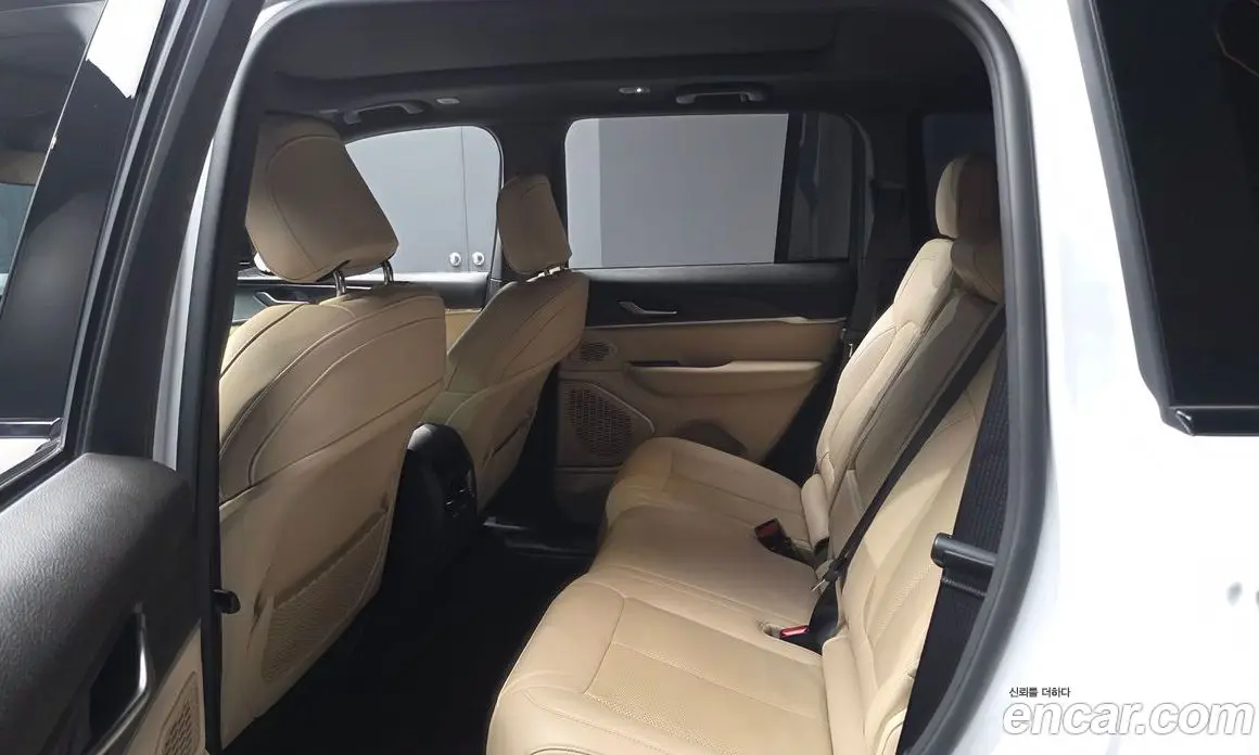 Jeep Cherokee 2023 3.6 автомат (гидро), фото 17