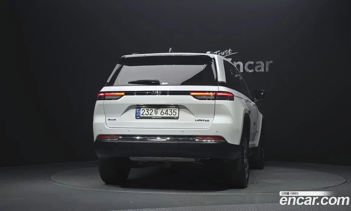 Jeep Cherokee 2023 3.6 автомат (гидро), фото 4