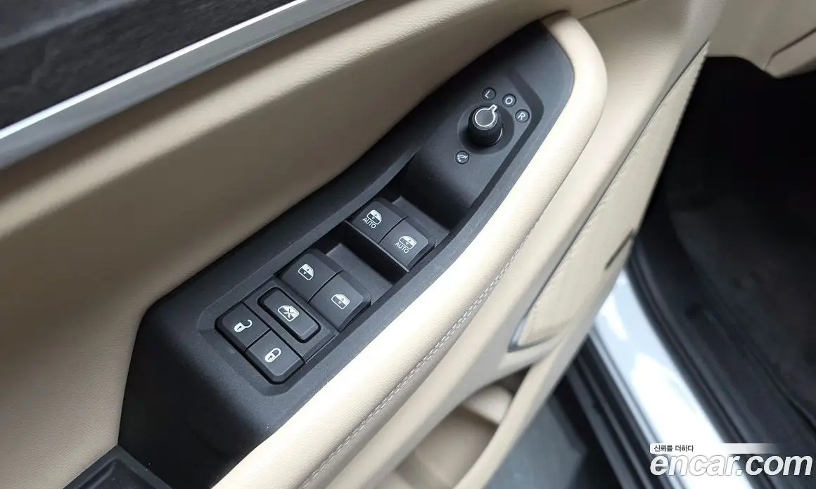 Jeep Cherokee 2023 3.6 автомат (гидро), фото 33