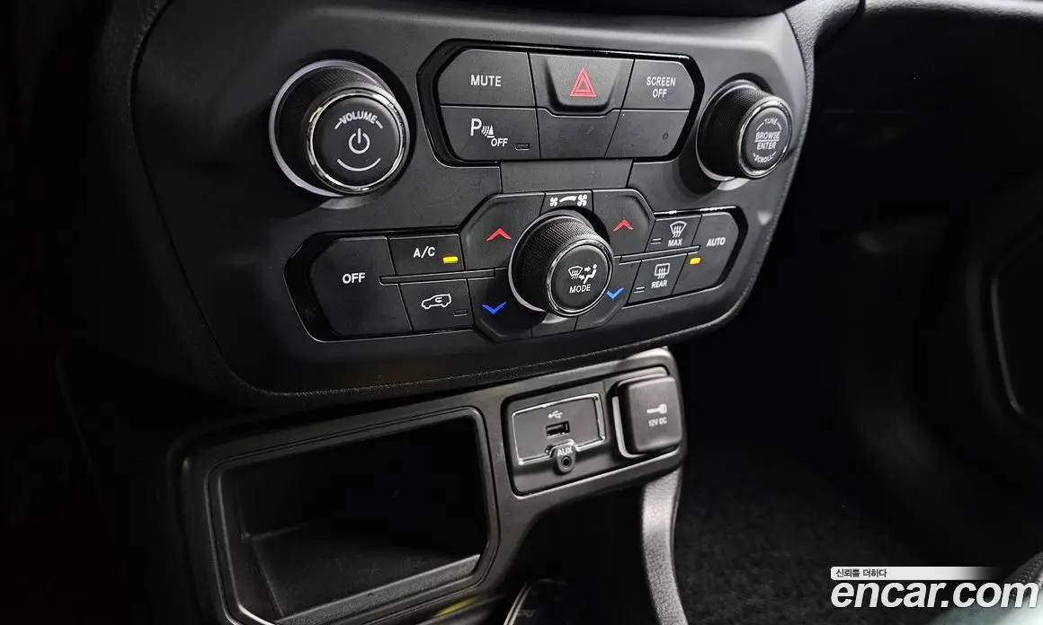 Jeep Renegade 2020 2.4 автомат (гидро), фото 18 Jeep Renegade 2020 2.4 автомат (гидро), фото 18