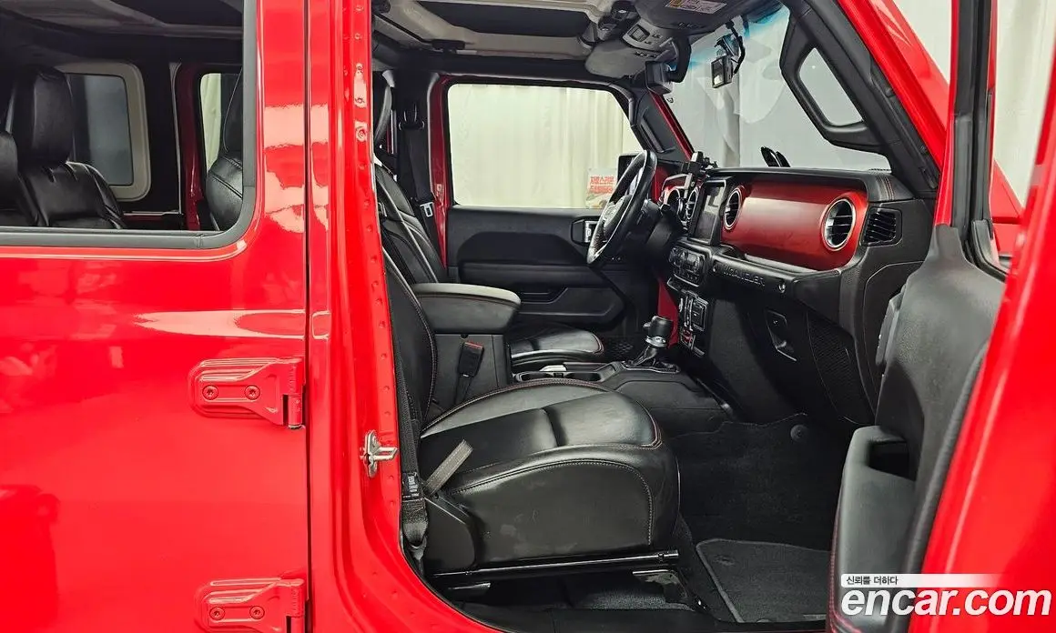 Jeep Wrangler 2022 2.0 автомат (гидро), фото 17
