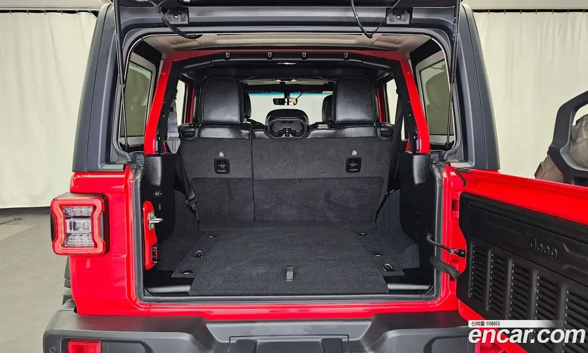 Jeep Wrangler 2022 2.0 автомат (гидро), фото 26