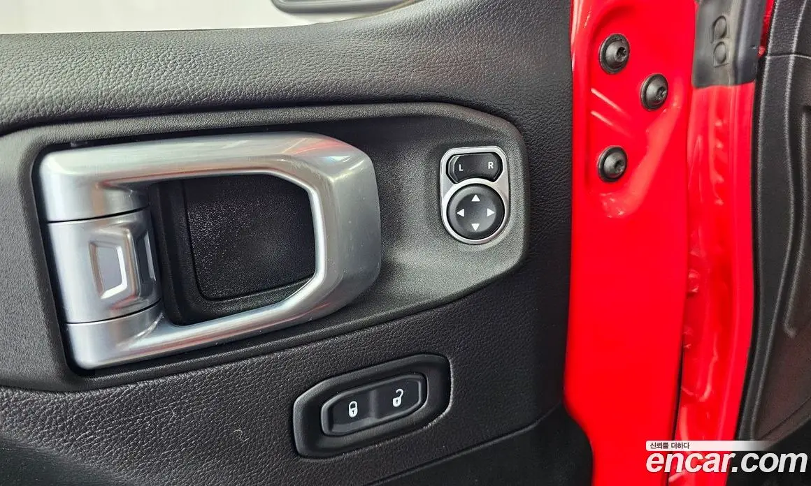 Jeep Wrangler 2022 2.0 автомат (гидро), фото 30