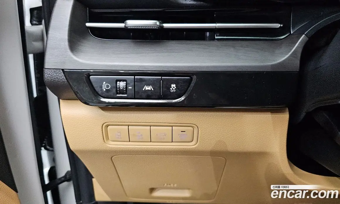 Kia Carnival 2023 3.5 автомат (гидро), фото 17