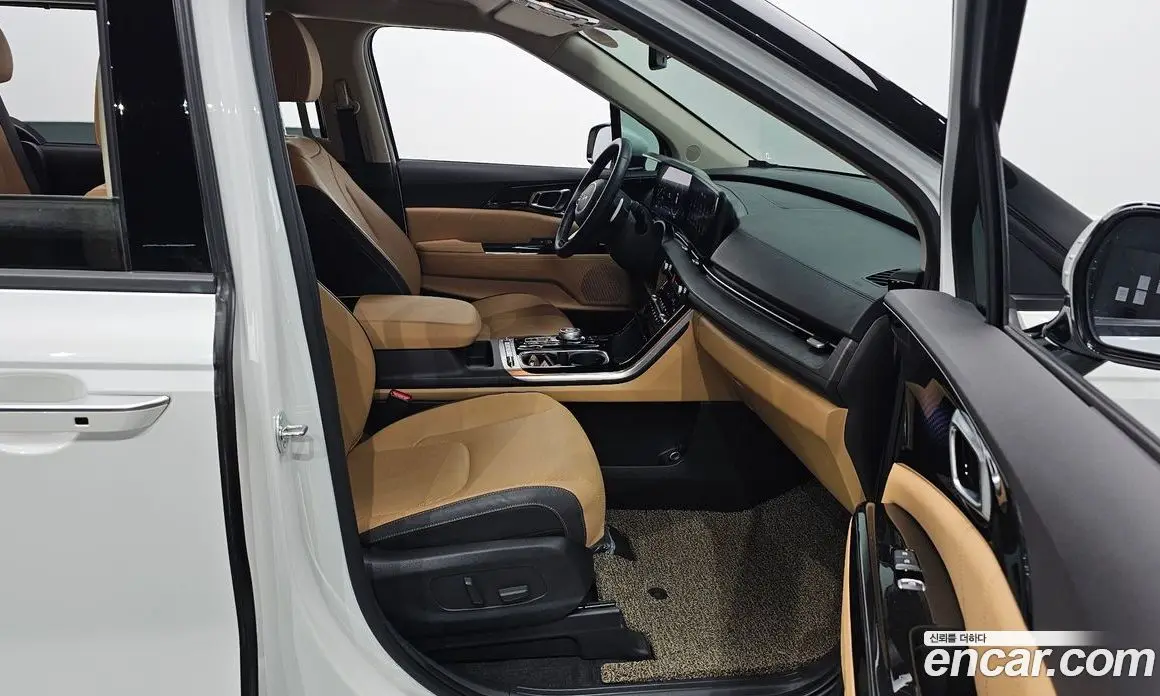 Kia Carnival 2023 3.5 автомат (гидро), фото 16
