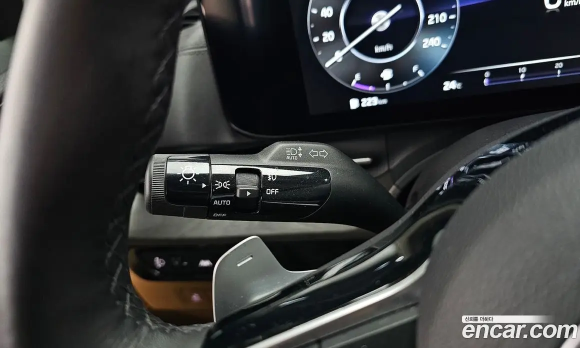 Kia Carnival 2023 3.5 автомат (гидро), фото 30