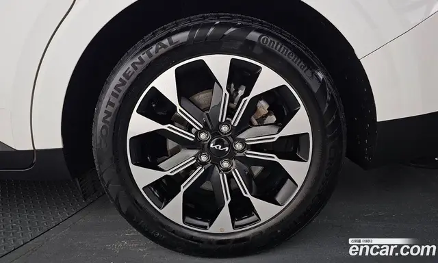 Kia Carnival 2023 3.5 автомат (гидро), миниатюра 7
