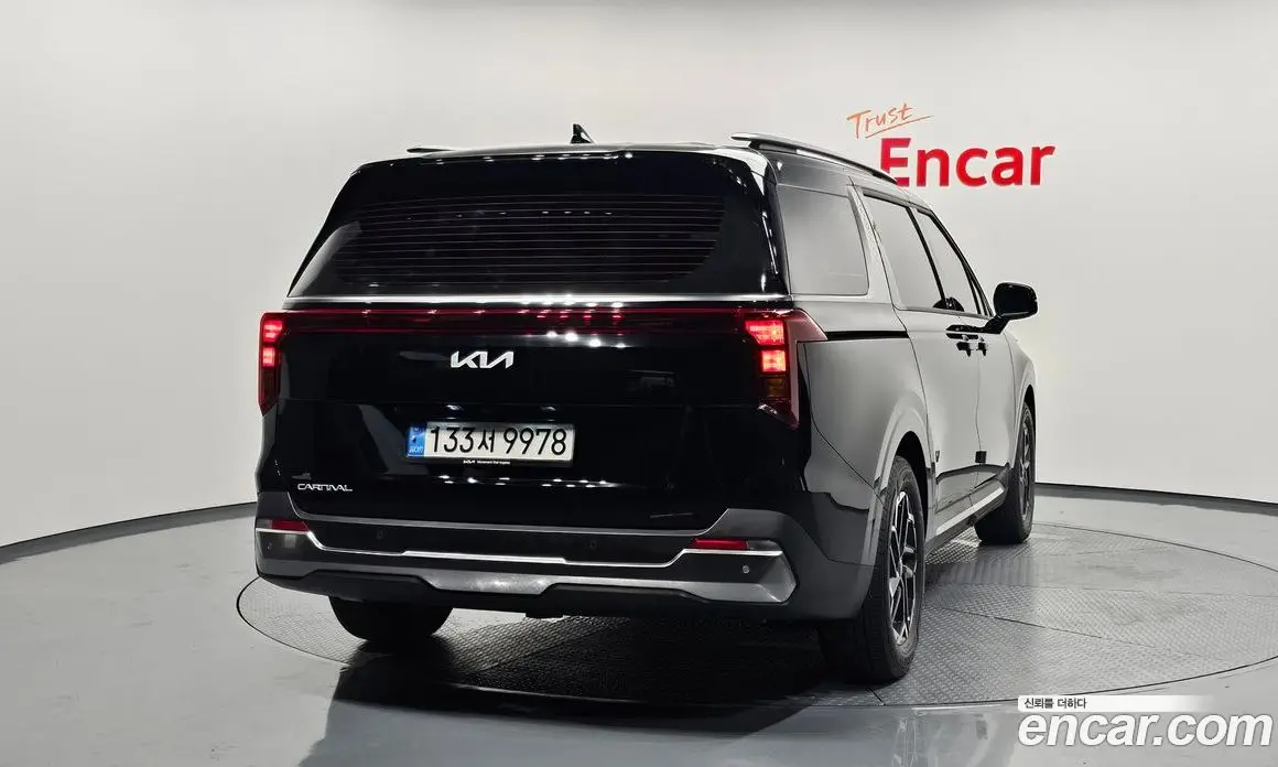 Kia Carnival 2024 2.2 автомат (гидро), фото 4