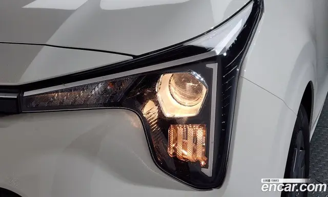 Kia Morning 2025 1.0 автомат (гидро), миниатюра 8