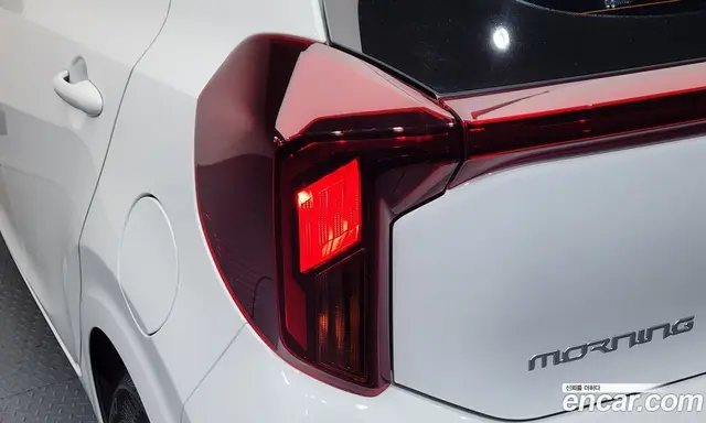 Kia Morning 2025 1.0 автомат (гидро), миниатюра 9