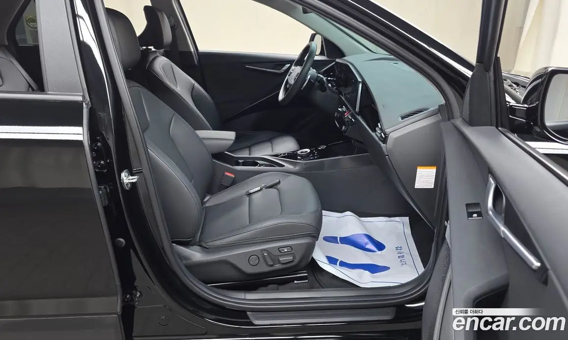 Kia Niro 2023 0.2 автомат (гидро), фото 17