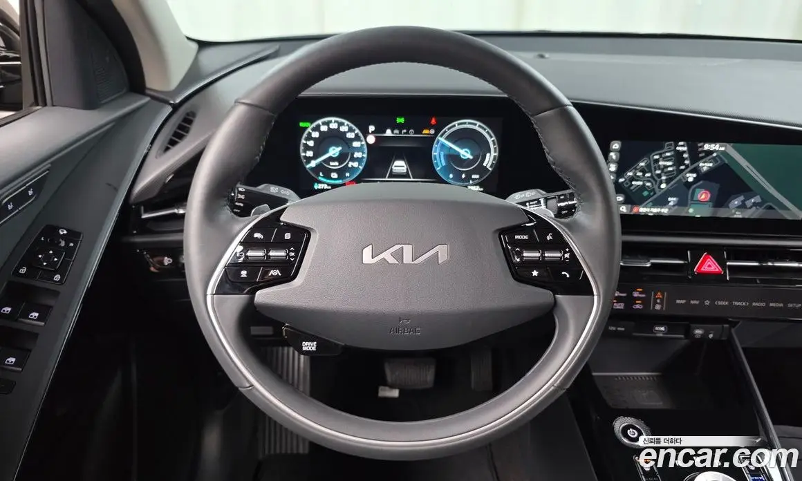 Kia Niro 2023 0.2 автомат (гидро), фото 20