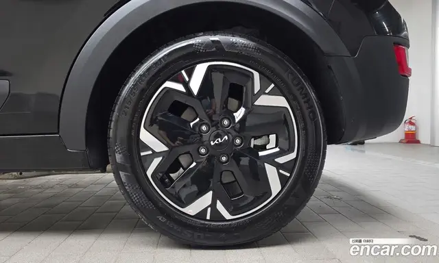Kia Niro 2023 0.2 автомат (гидро), миниатюра 6